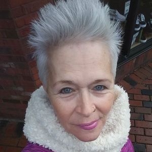 Meet your Posher, Joyce